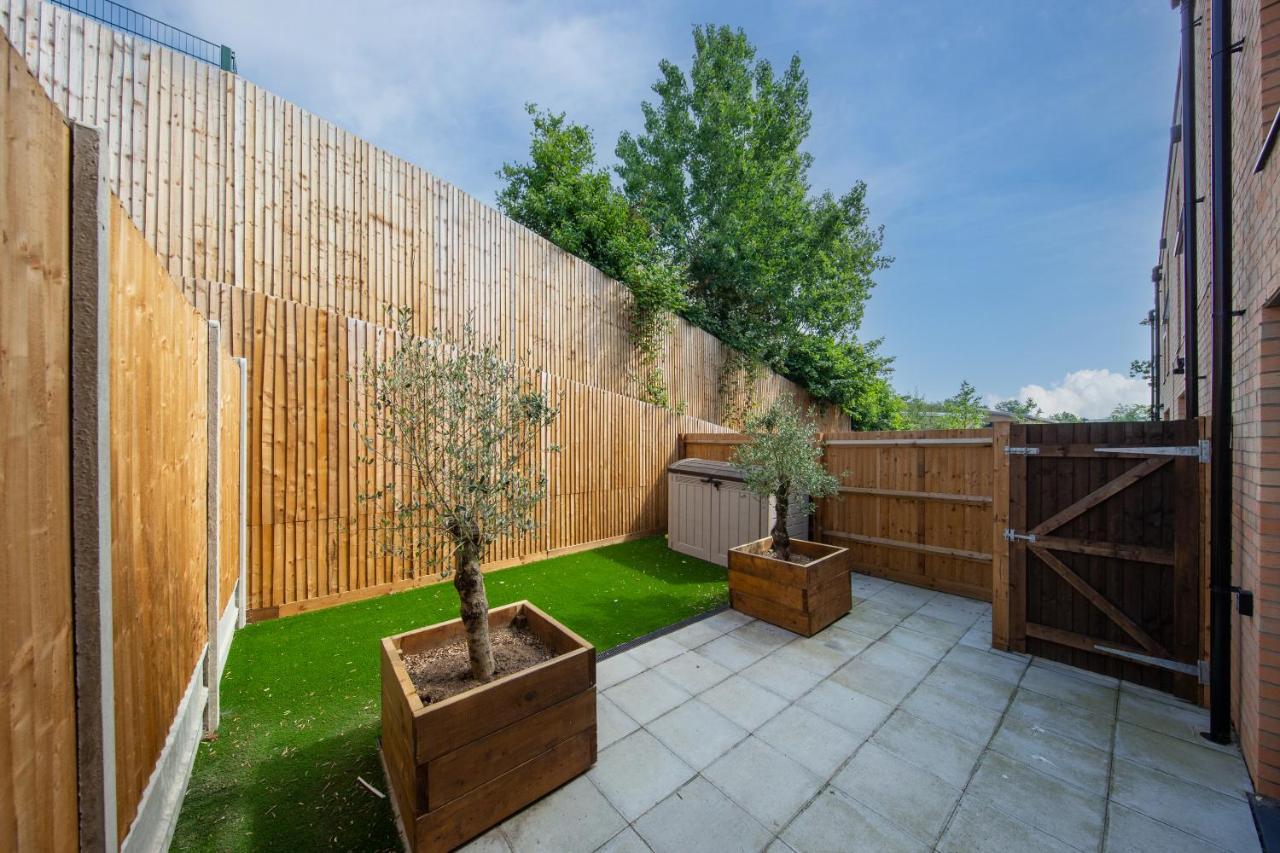 Vila Cozen Edgware Exteriér fotografie